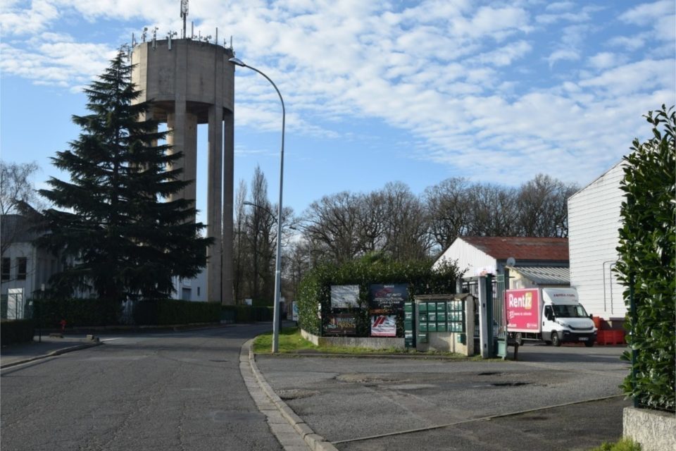 Prostituées à Épinay-sous-Sénart en Essonne – Tarifs et meilleures rues pour les joindre