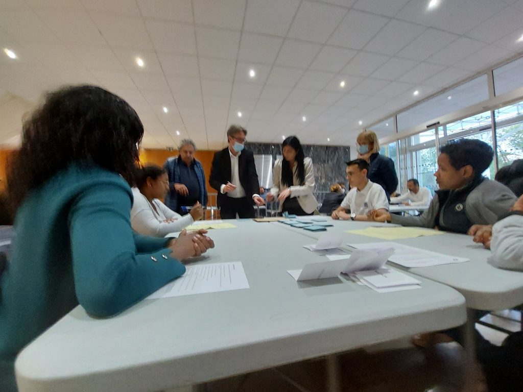 Villeneuve-la-Garenne – Où rencontrer des escort et quels tarifs ?